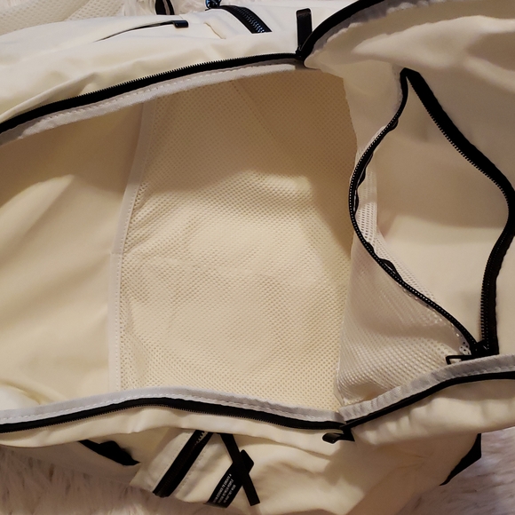 Adidas Backpack - Picture 6 of 8